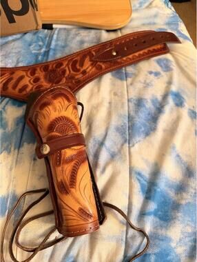 Western Gun holster Belt Old West Custom Genuine Leather Handmade Cowboy Pistol